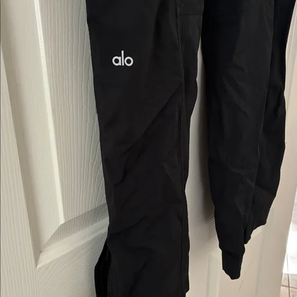 ALO yoga flip it pant trousers - Picture 3 of 5